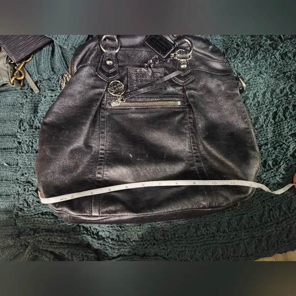 Coach Poppy Black Shimmer Convertible Crossbody - Picture 15 of 16